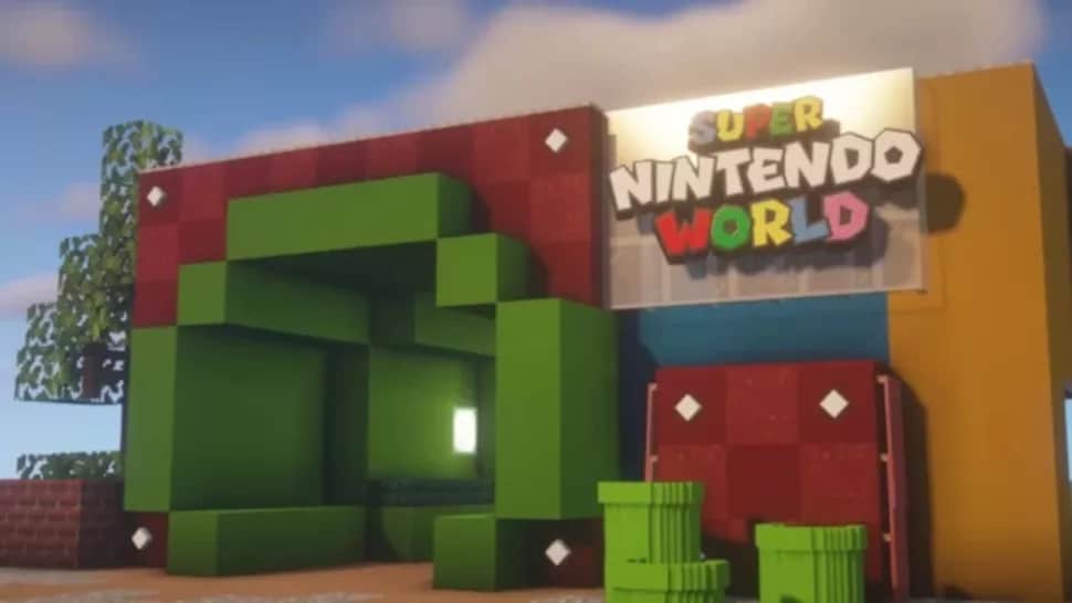 Super Nintendo World: While really waiting to see it, someone does a detailed reproduction of it at Minecraft