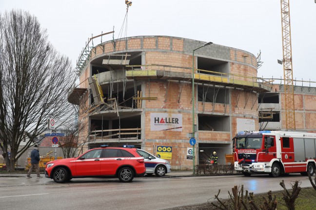 Seriously injured when scaffolding fell on a construction site in Wells-Lichenek