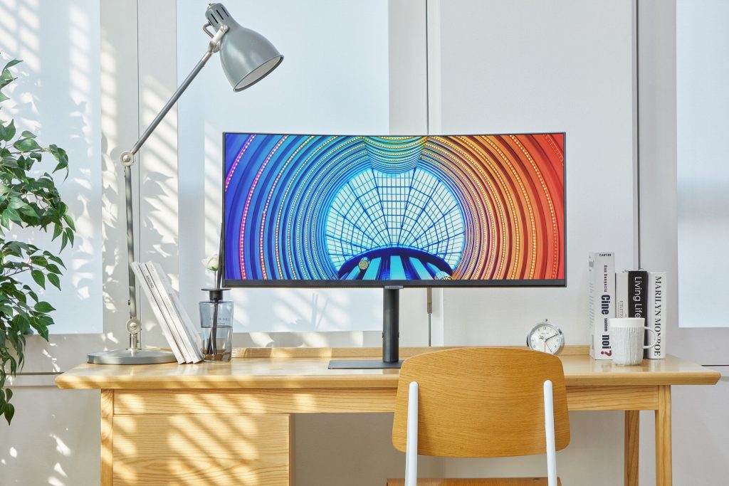 Discover 12 new PC screens designed to protect our eyes