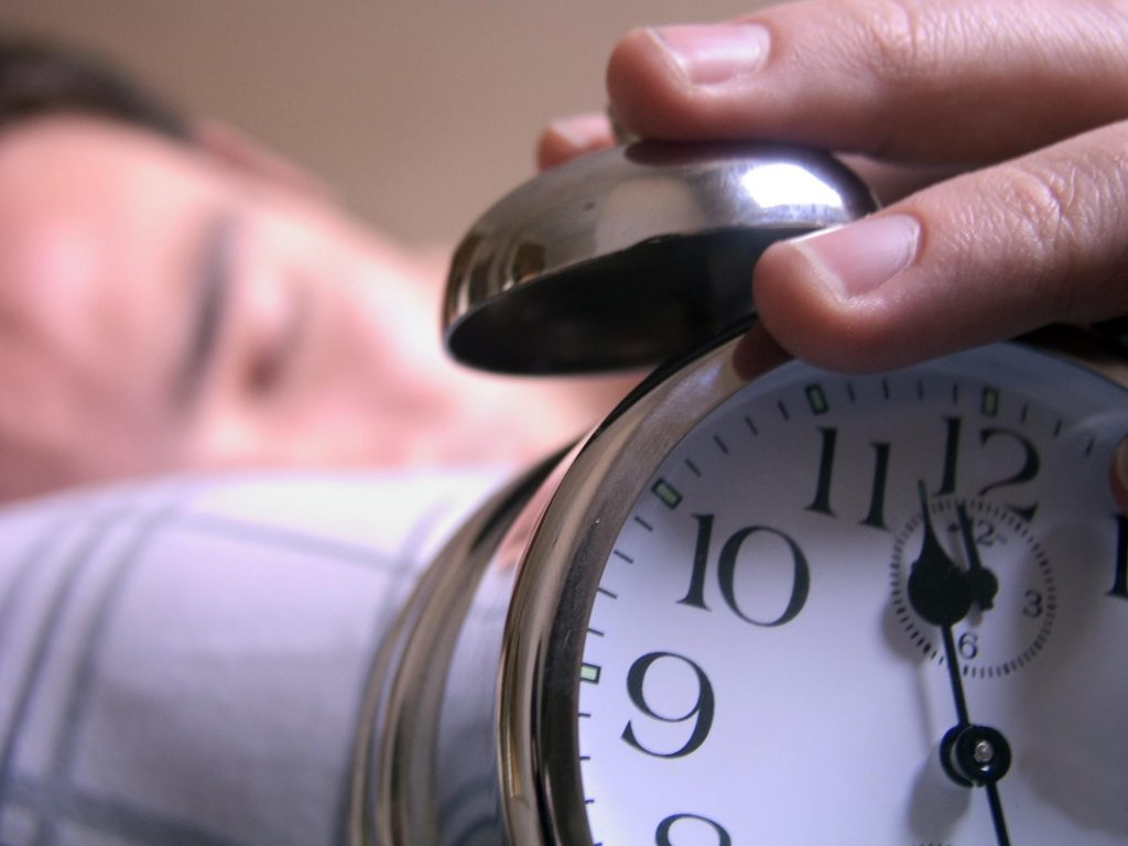 5 Tips to Sleep Well and Feel Healthy