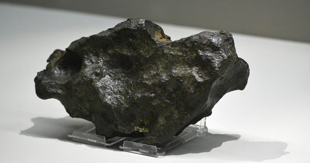 A piece of meteorite illustrates the sky in southern Italy: "Maybe it fell on Molise"