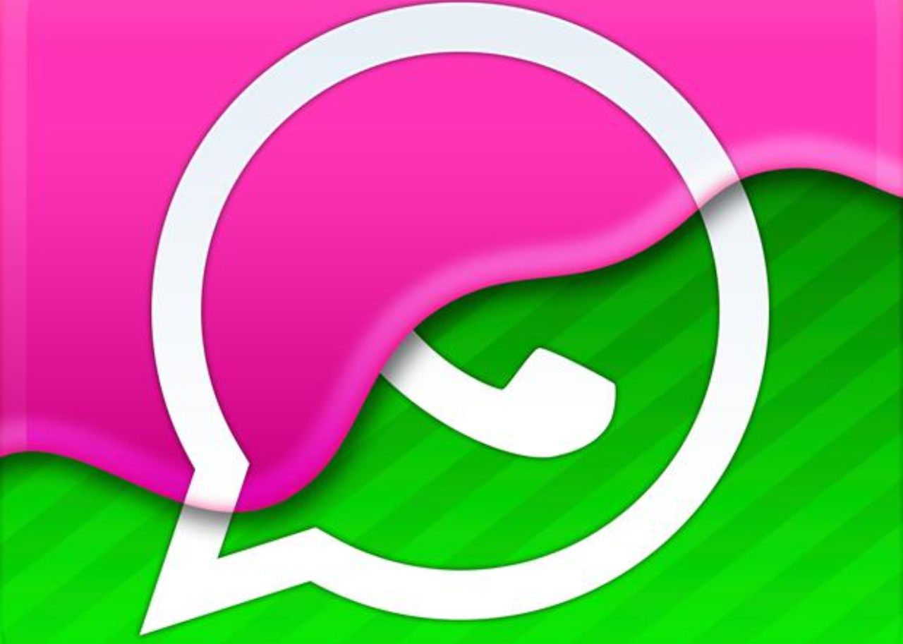 WhatsApp Pink Alarm: Don't believe the looks