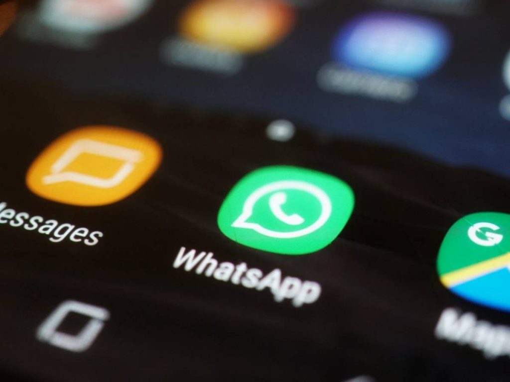 Check the date: When WhatsApp stops working