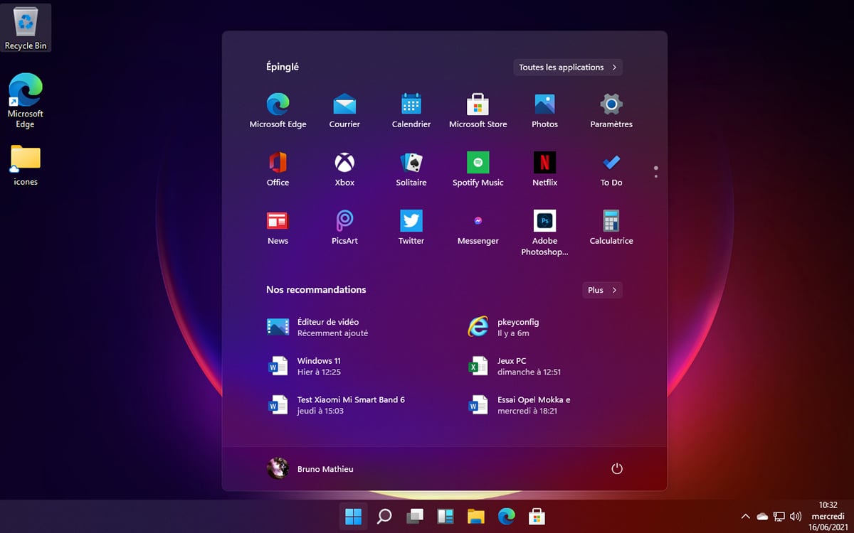 Windows 11 Desktop Start Menu