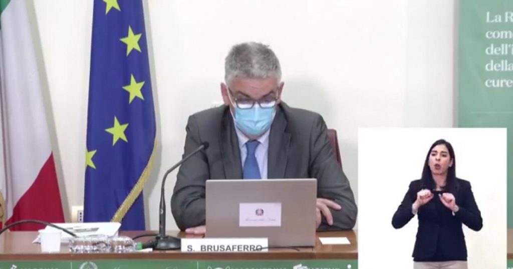 Covid, Brusafero: "More than two and a half million people over the age of 60 without vaccines now need to be protected as the virus has begun to spread again."