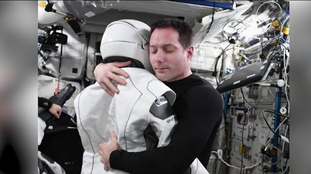 Recall the astronaut's last moments on the ISS