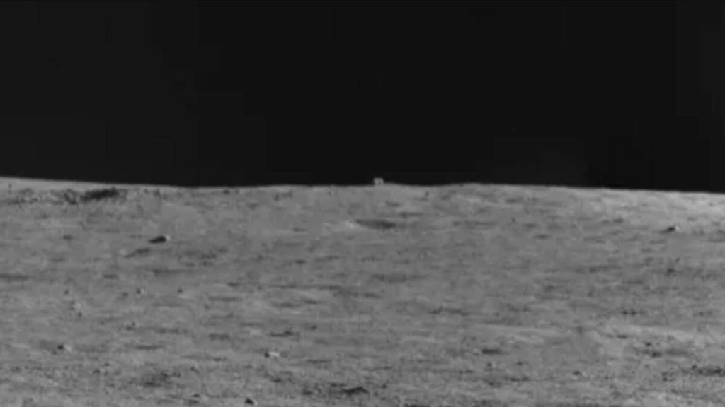 The mysterious "cube" on the surface of the moon puzzles astronauts