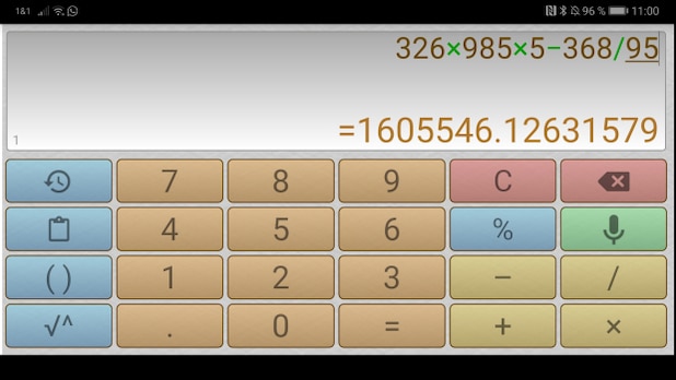 Voice Input and Multiscreen: The full version of the app is a powerful pocket calculator for smartphones.
