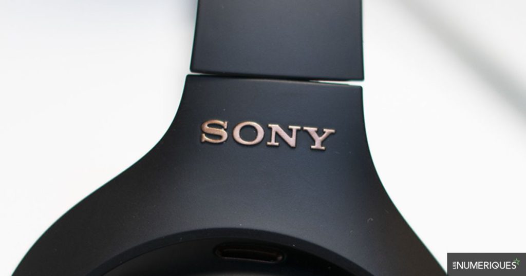A leak reveals the Sony WH-1000XM5 and part of its technical paper