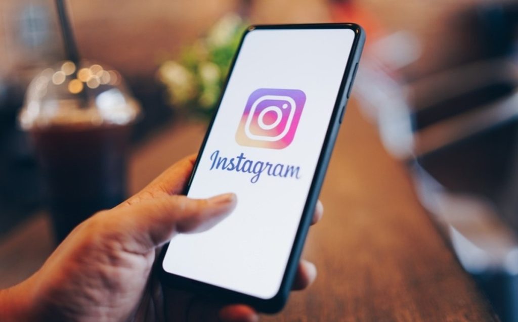 Here's how to download Instagram videos without using the app.