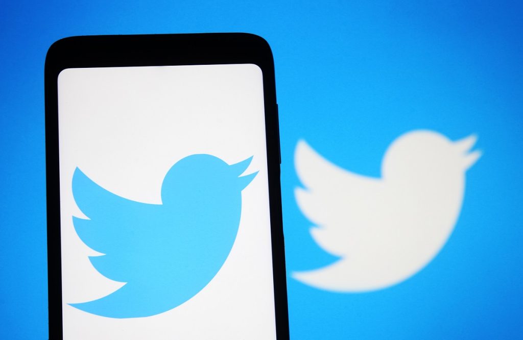 How to delete your Twitter account while protecting your data